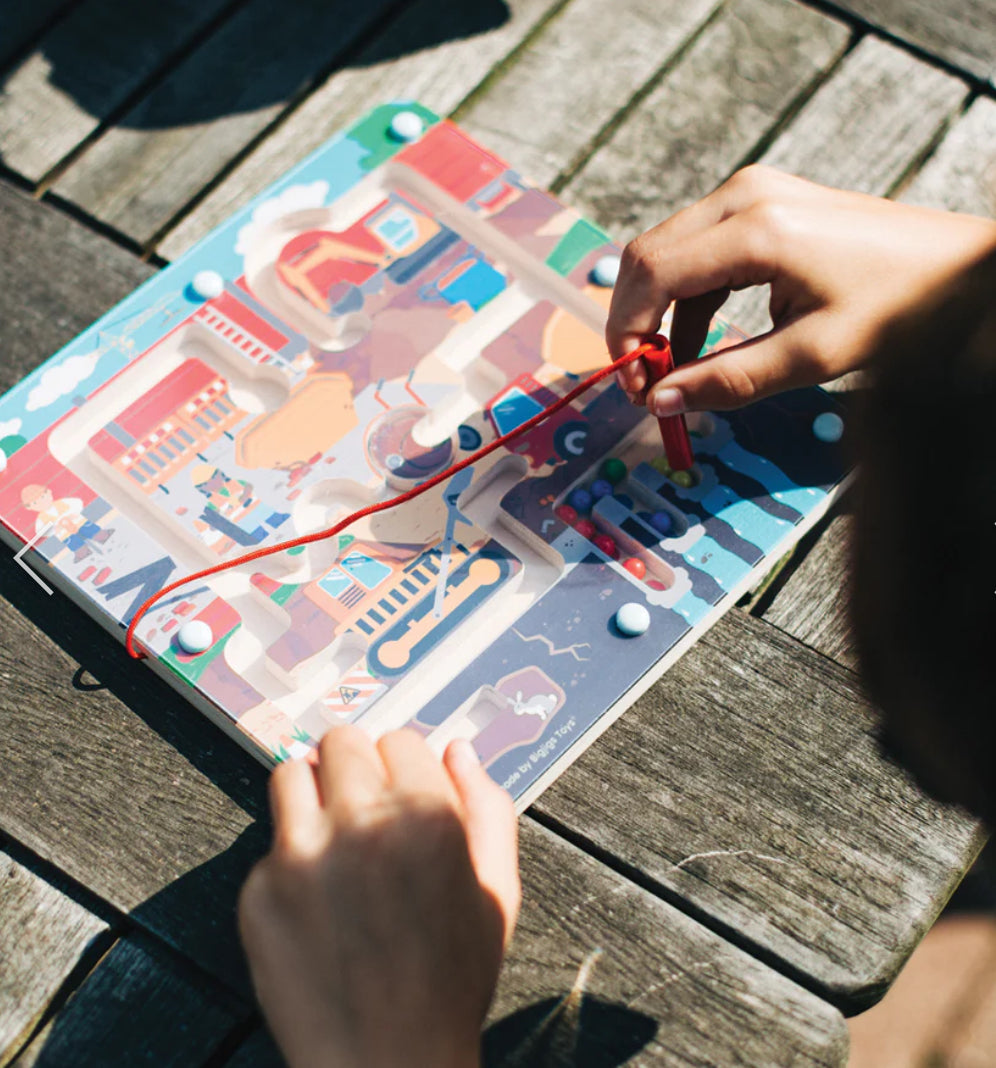 Bigjigs Magnetic Construction Puzzle Maze