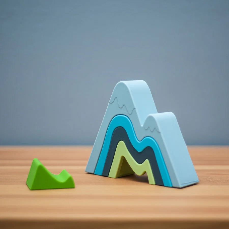 Silicone Mountain Stacker